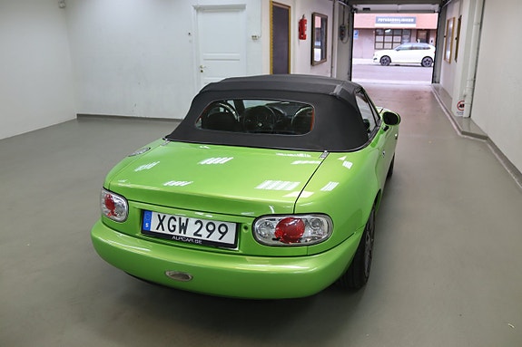 Mazda MX-5 7 of 22