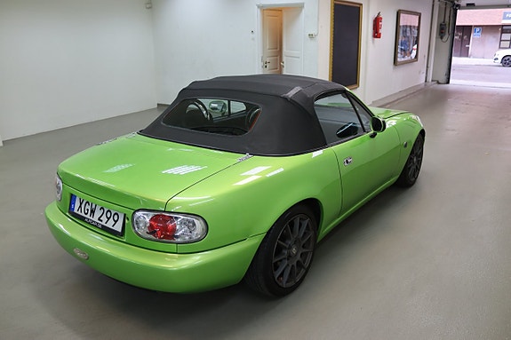 Mazda MX-5 6 of 22