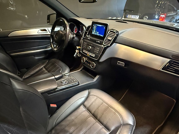 Mercedes-Benz GLS350 d 15 of 22