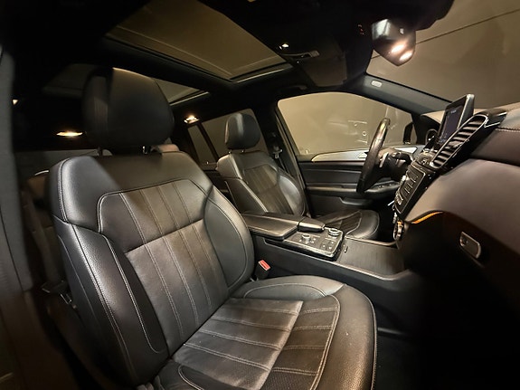 Mercedes-Benz GLS350 d 16 of 22