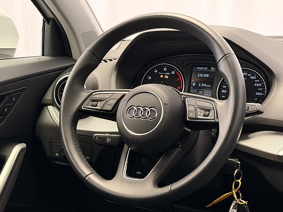 Audi Q2 14 of 16