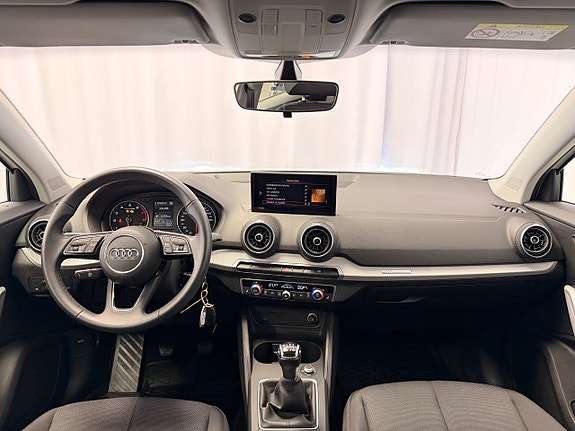 Audi Q2 13 of 16