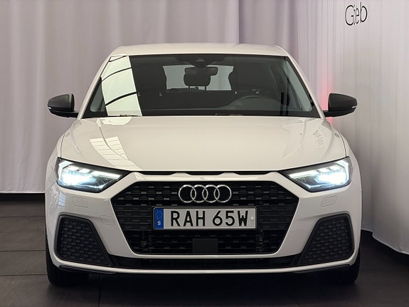 Audi A1 3 of 13