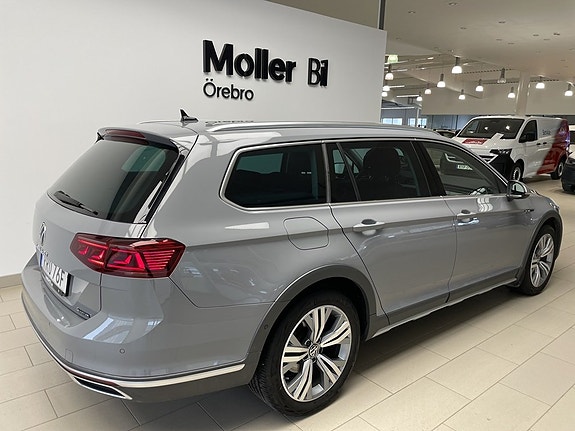 Volkswagen Passat 4 of 5