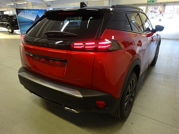 Peugeot 2008 3 of 5
