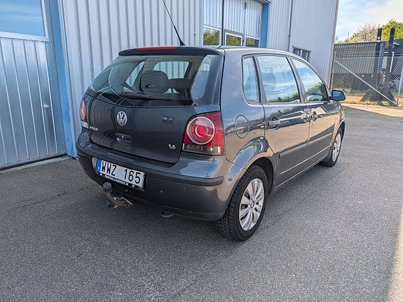 Volkswagen Polo 5 of 5