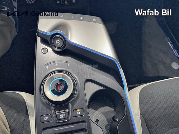 Kia EV6 12 of 19