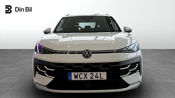 Volkswagen T-Roc 4 of 13