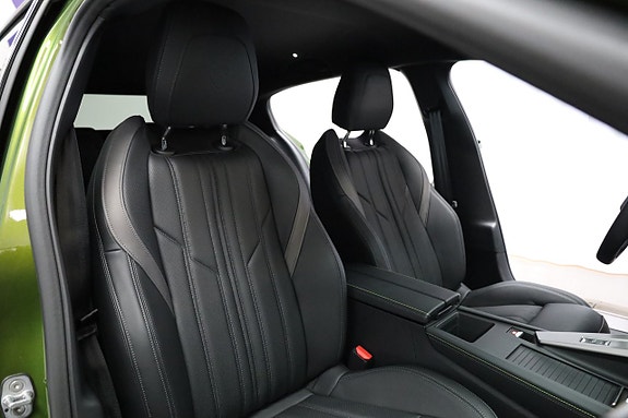 Peugeot 408 18 of 29