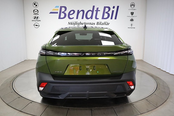 Peugeot 408 8 of 29
