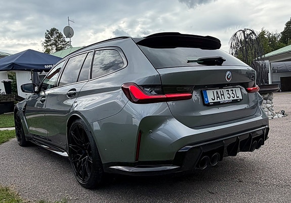 BMW M3 5 of 5