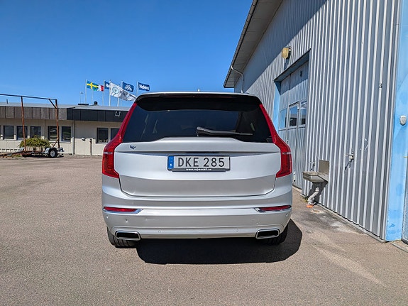 Volvo XC90 9 of 17