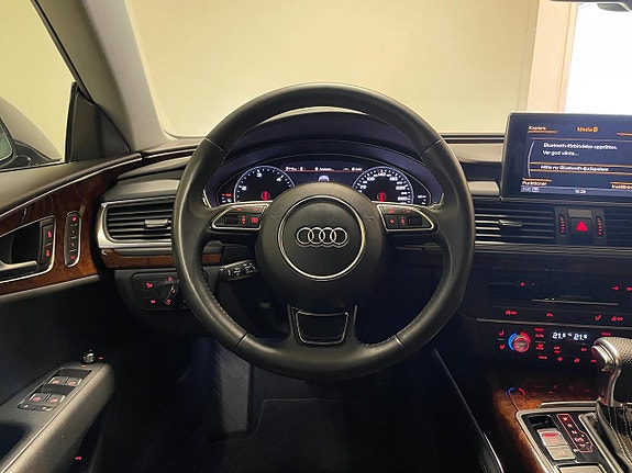Audi A7 8 of 23