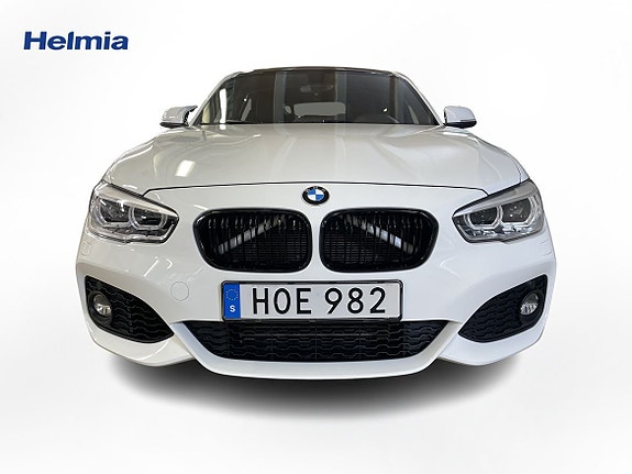BMW 118i 5 of 5
