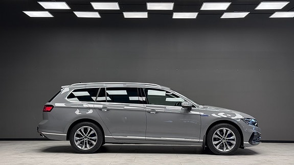 Volkswagen Passat 4 of 5