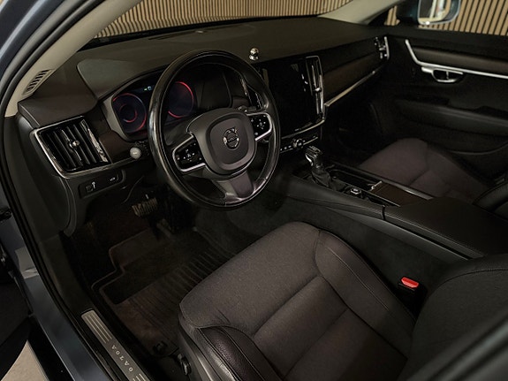 Volvo V90 Cross Country 11 of 22