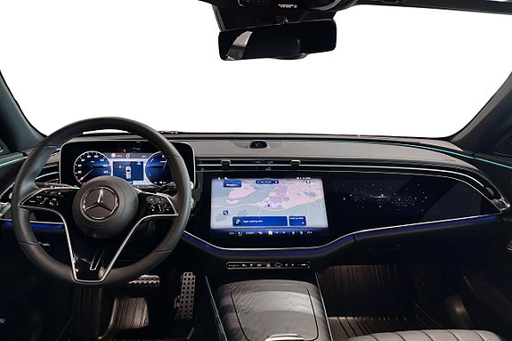 Mercedes-Benz E300 de 9 of 18