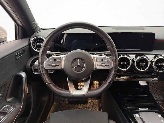Mercedes-Benz A180 14 of 30