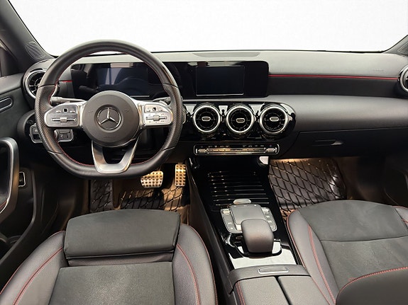 Mercedes-Benz A180 13 of 30
