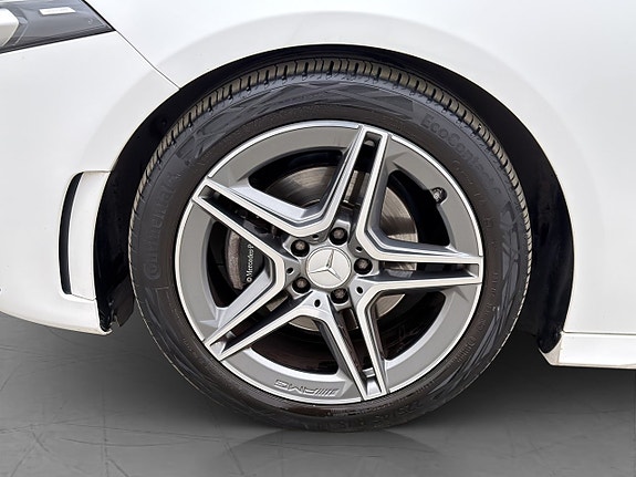 Mercedes-Benz A180 28 of 30