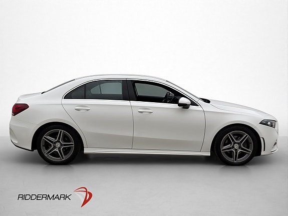 Mercedes-Benz A180 9 of 30