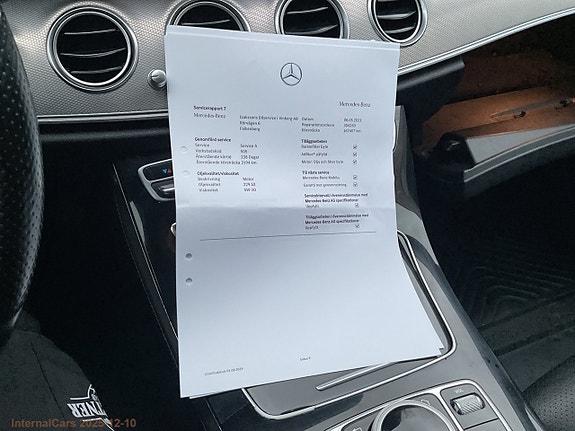 Mercedes-Benz E220 27 of 30