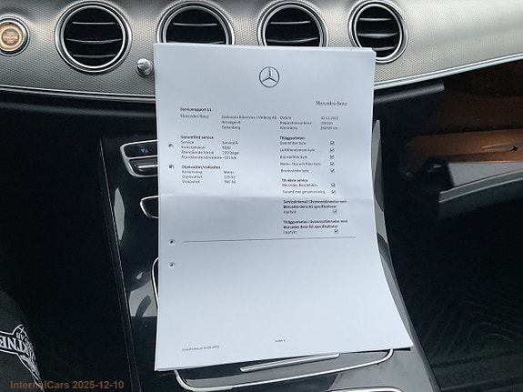 Mercedes-Benz E220 23 of 30
