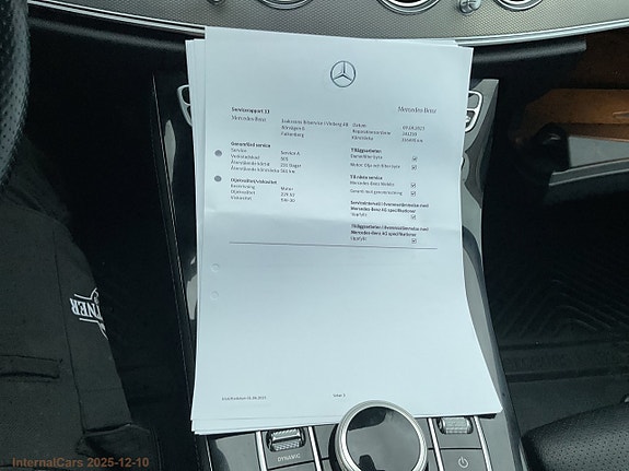 Mercedes-Benz E220 21 of 30