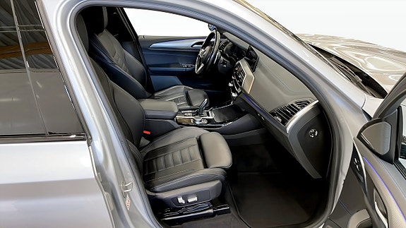 BMW X3 3 of 5
