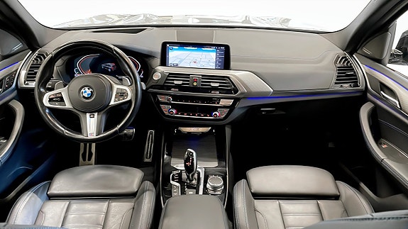 BMW X3 4 of 5