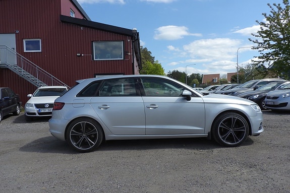 Audi A3 7 of 17
