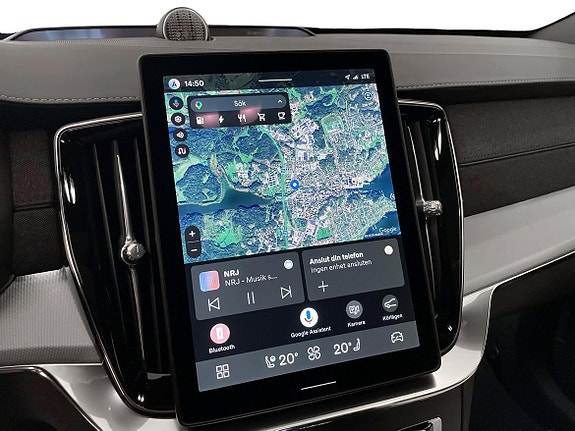 Volvo XC90 11 of 18