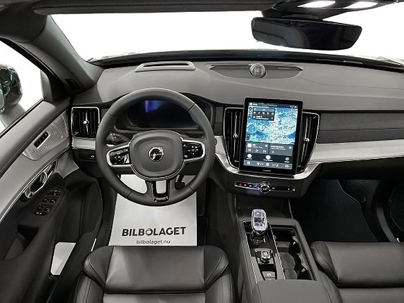 Volvo XC90 8 of 18