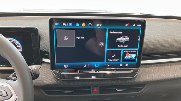 Volkswagen T-Roc 9 of 13