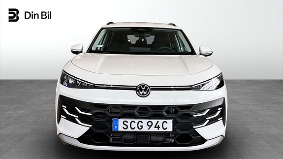 Volkswagen T-Roc 4 of 13