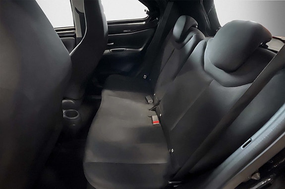 Toyota Aygo X 5 of 7