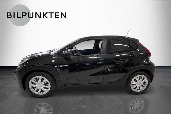 Toyota Aygo X 2 of 7