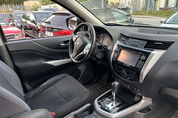 Nissan Navara 30 of 30