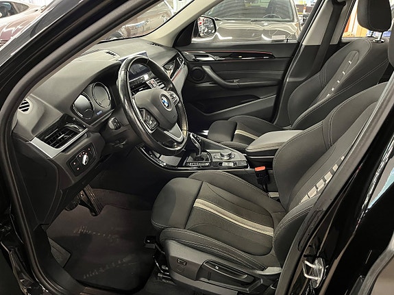 BMW X1 7 of 8