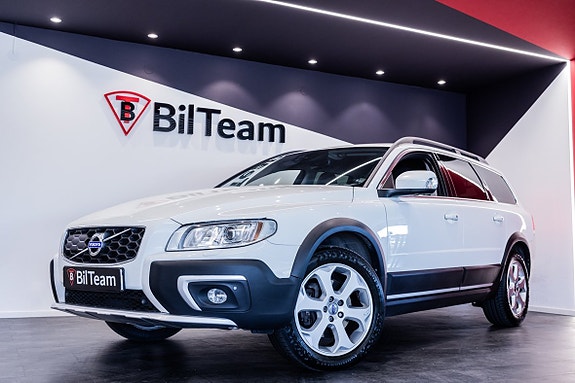 Volvo XC70 3 of 5