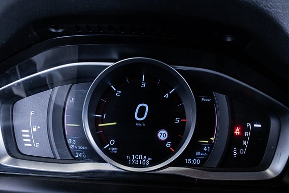 Volvo XC70 20 of 25