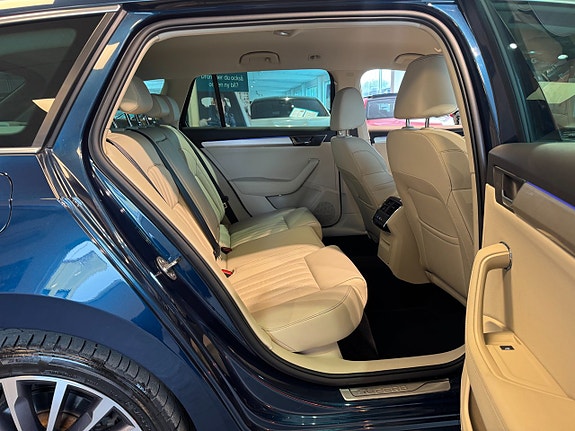 Skoda Superb 24 of 29