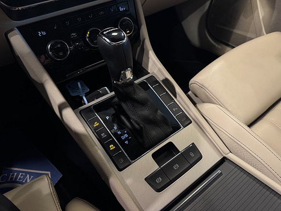Skoda Superb 17 of 29