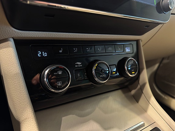 Skoda Superb 16 of 29