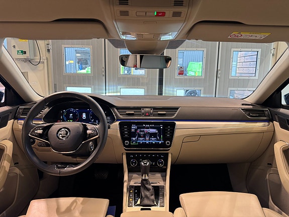 Skoda Superb 5 of 5