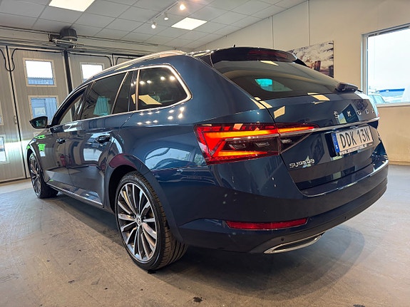 Skoda Superb 3 of 5