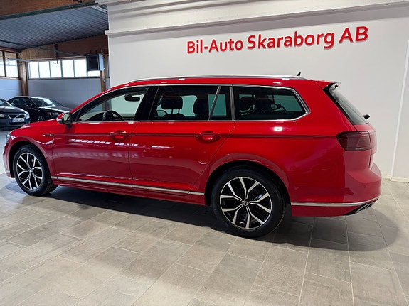Volkswagen Passat 3 of 5
