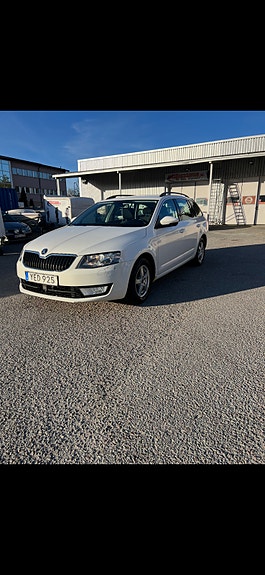 Skoda Octavia 4 of 5