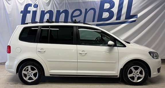 Volkswagen Touran 4 of 5