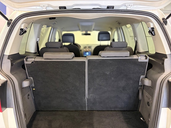 Volkswagen Touran 11 of 11